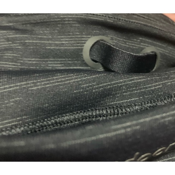 Outdoor Voices Gray Marled Drawcord Pocket Cropped Leggings - Picture 3 of 8